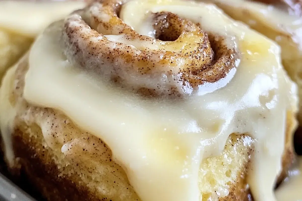 Banana Bread Cinnamon Rolls: A Sweet Twist on a Classic