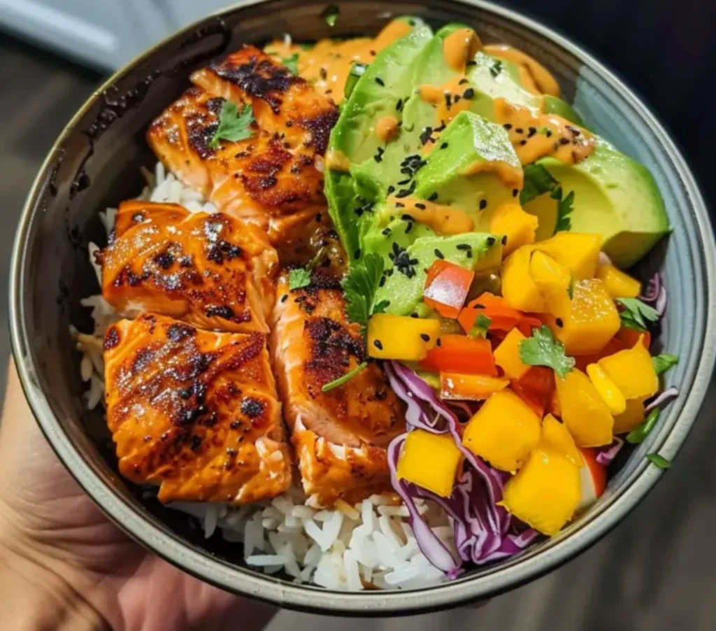 Maple Sriracha Salmon Bites & Mango Salsa Bowl