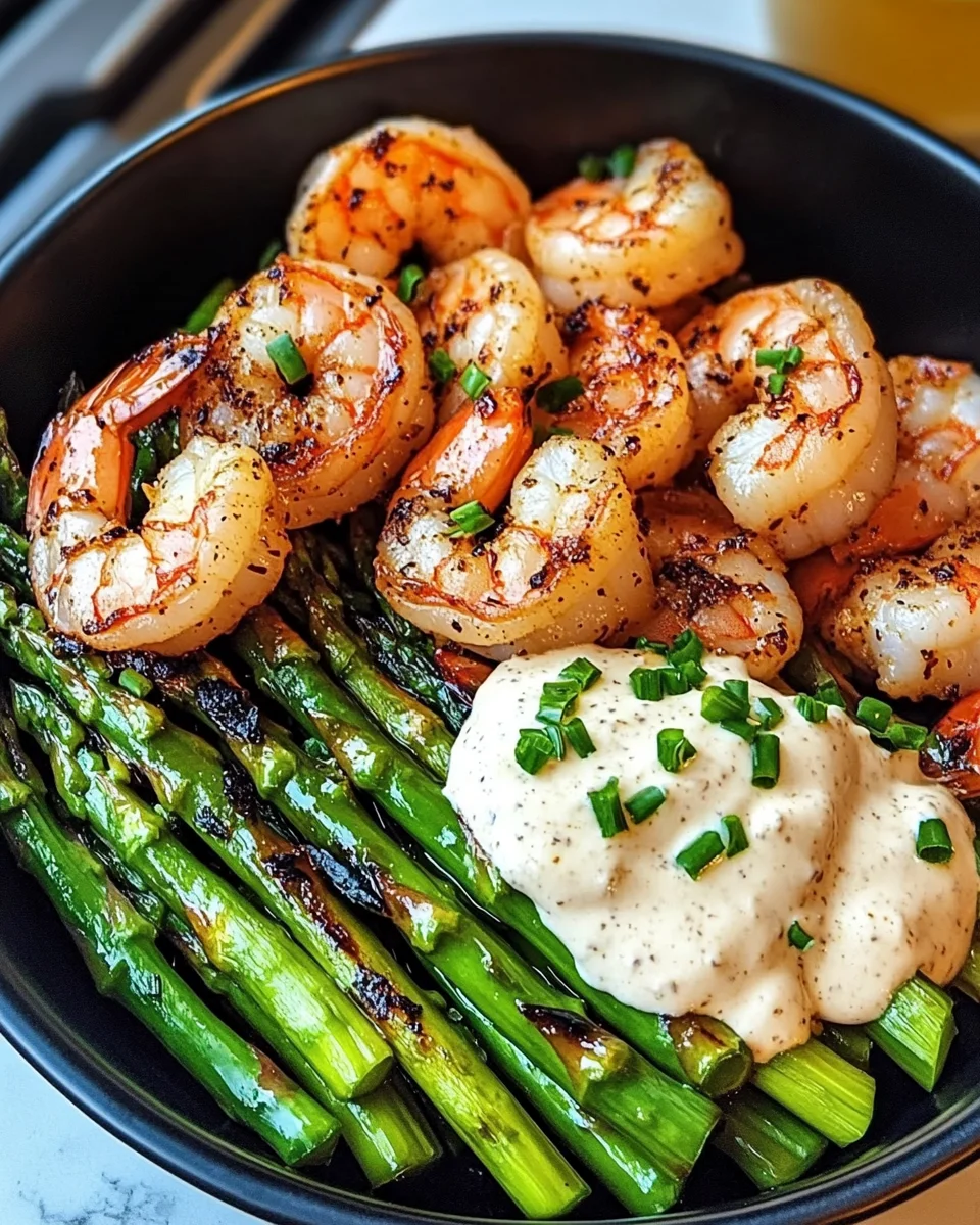 Grilled Shrimp Bowl with Asparagus & Creamy Garlic Sauce